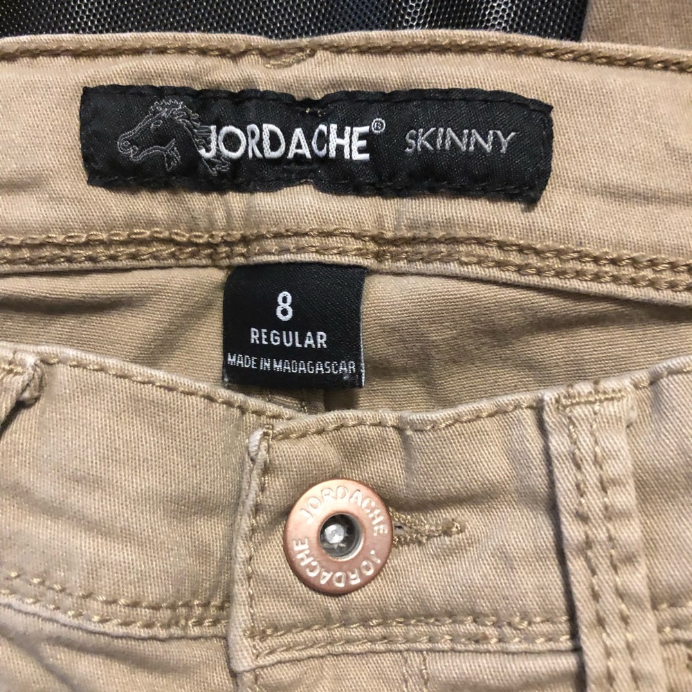 Girl’s Khaki Pants / Jordache Size: 8 Skinny